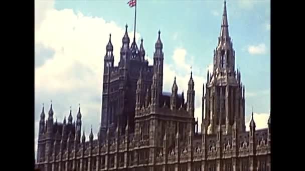 UK Parliament of Westminster palace in London — Stock Video