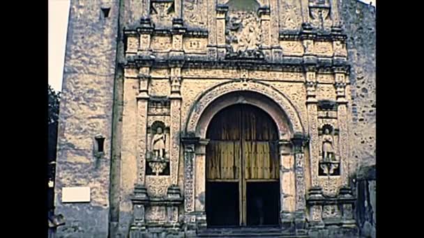 Arkivens katedral de Cuernavaca i Mexiko — Stockvideo