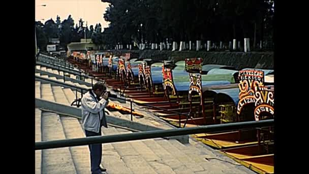 Archival Trajinera boats of Mexico — Stock Video