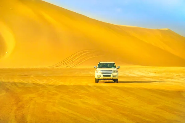 Dünen-Bashing in Katar — Stockfoto