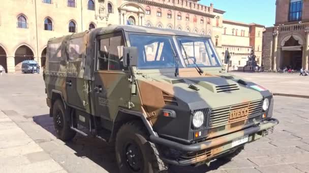 Covid-19 Italian army truck — Stock Video