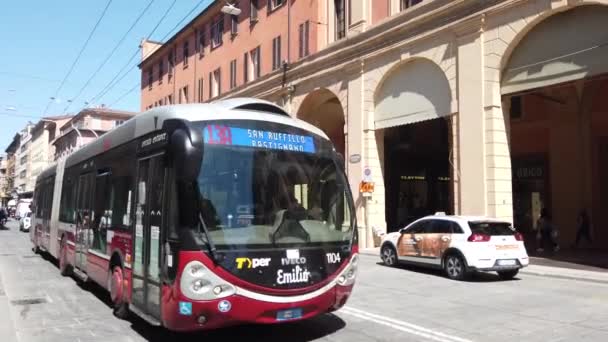 Covid-19 avec distance sociale après verrouillage en Italie — Video