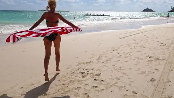 American flag beach towel — Stock Video