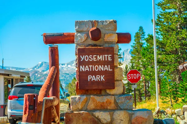 Puerta de entrada de Yosemite NP — Foto de Stock