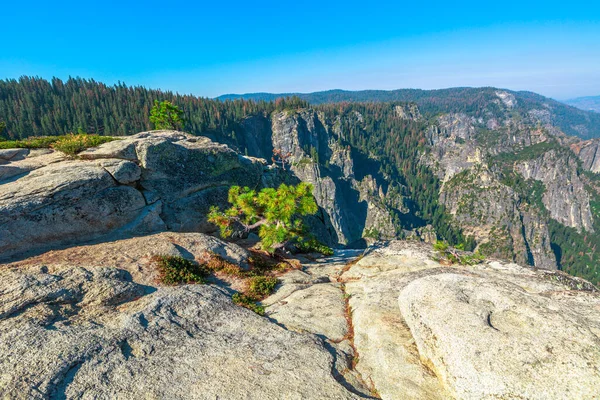 Panorama de El Capitán en Yosemite —  Fotos de Stock