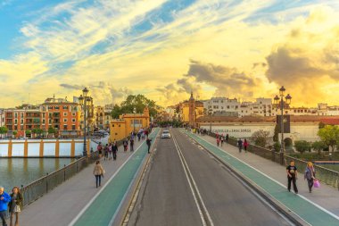Seville Şehri Turistik Gezisi