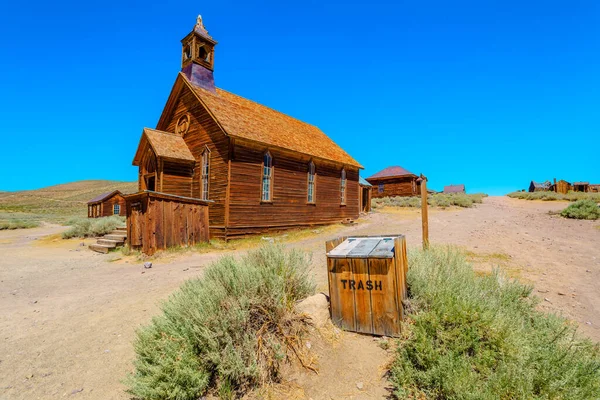 Bodie Ghost Town 1800s old trash can — Stock Photo, Image