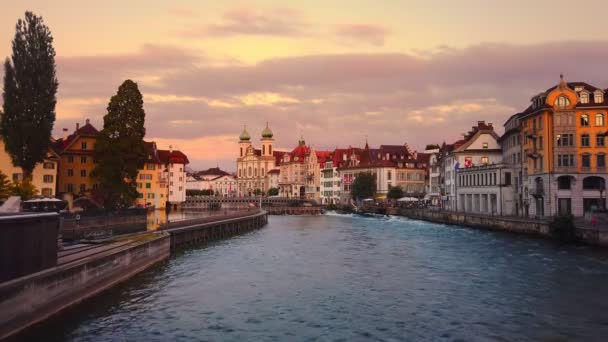 Закат на Люцерне в Швейцарии — стоковое видео