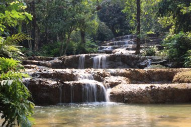 Mae Kae 2 şelalesi ya da Kaofu şelalesi Lampang, Tayland