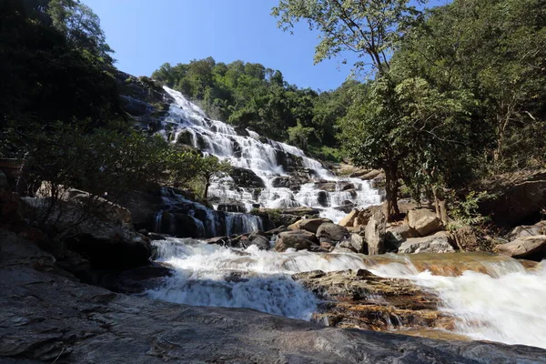 Mae Waterval Bij Doi Inthanon National Park Chiang Mai Thailand — Stockfoto