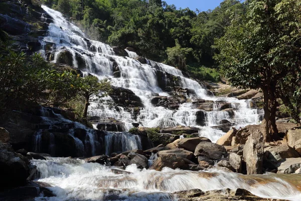 Cascata Mae Parco Nazionale Doi Inthanon Chiang Mai Thailandia — Foto Stock