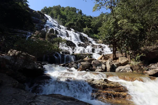 Cascada Mae Parque Nacional Doi Inthanon Chiang Mai Tailandia — Foto de Stock