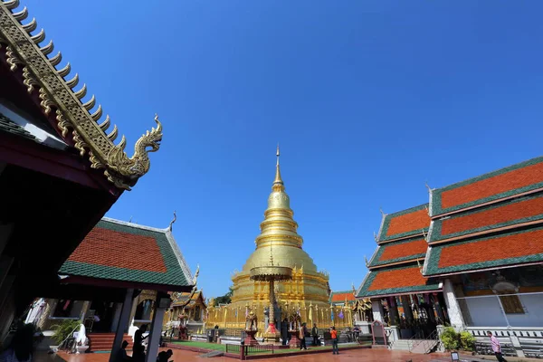 Wat Phra Haripunchai Lamphun Thailand — 图库照片