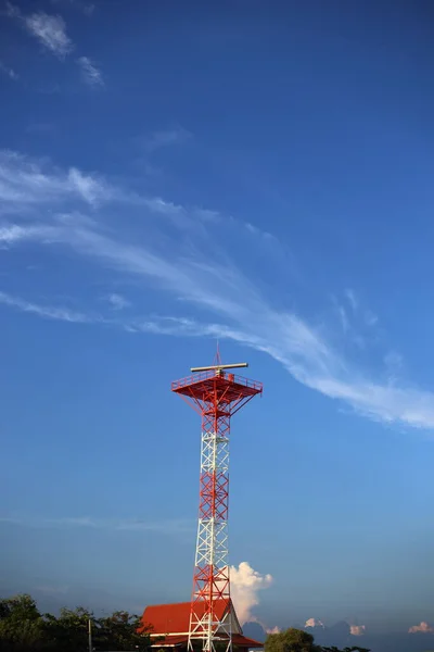 Altura Antena Céu Azul Rayong Tailândia — Fotografia de Stock