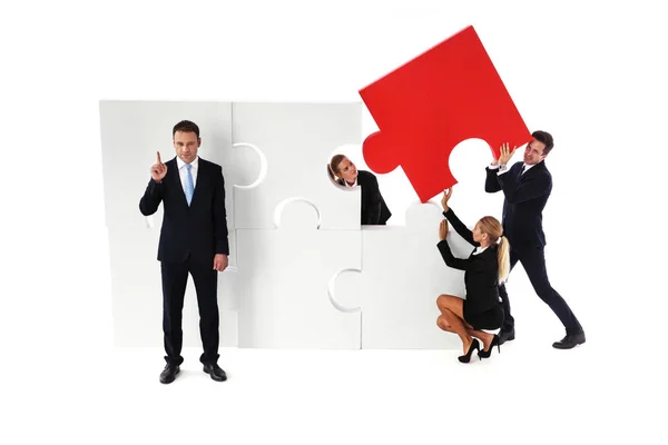 Business Team Assemblaggio Grande Puzzle Intelligente Uomo Affari Piedi Parte — Foto Stock