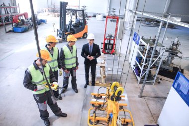 Aygıt Kaldırma sac ile çalışanları