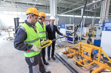 Aygıt Kaldırma sac ile çalışanları