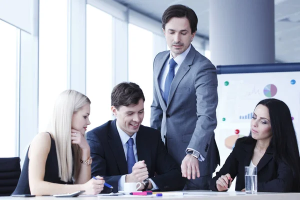 Trabalho em equipe de empresários — Fotografia de Stock