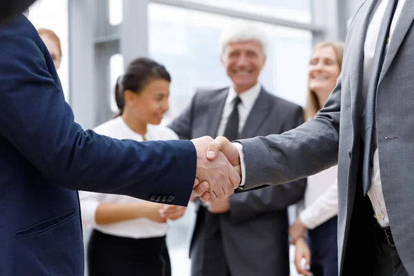事業者の握手 — ストック写真