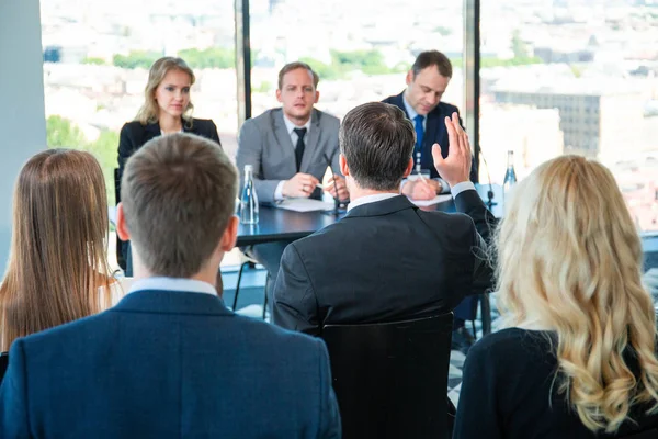 Zakelijke publiek bij opleidingen — Stockfoto