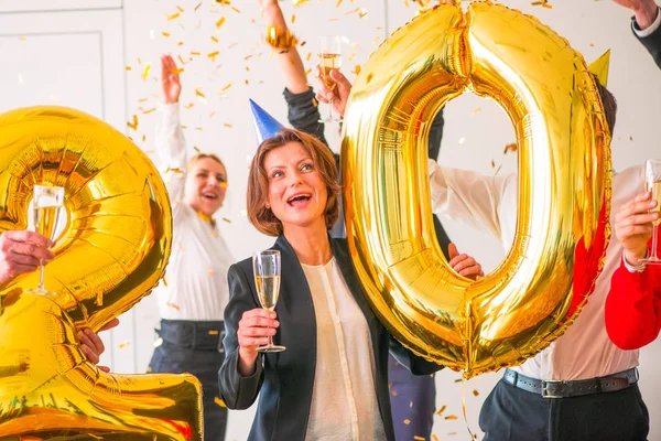 Business people celebrating New Year — Stock Photo, Image