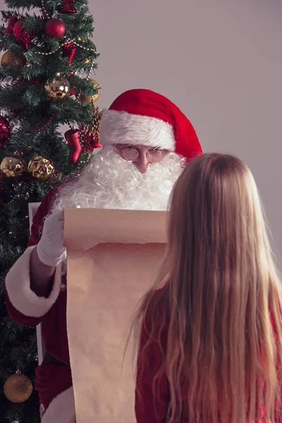 Santa Claus y el niño — Foto de Stock