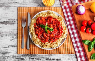 Tabak spagetti masada.