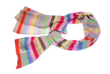 beyaz zemin üzerinde çizgili eşarp.