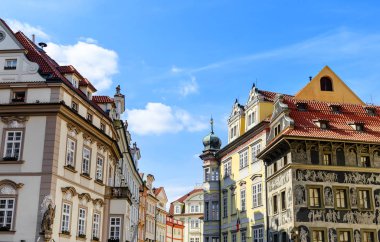 Gökyüzü güzel bir yapı parçası.