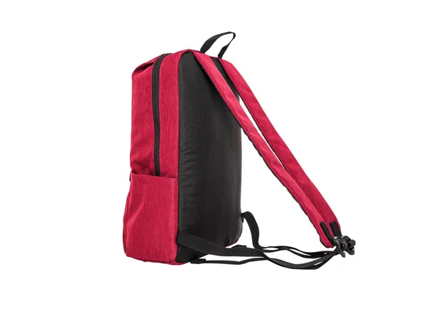 Mochila deportiva roja sobre fondo blanco . — Foto de Stock