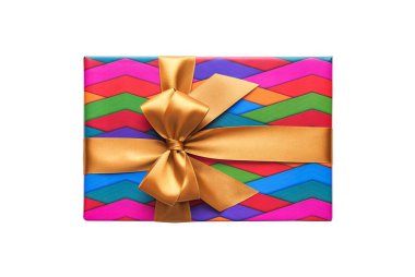 Hediye kutusunda parlak ambalaj kağıdı. Yakın çekim.