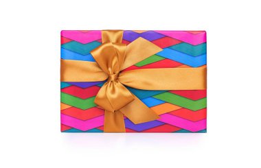 Hediye kutusunda parlak ambalaj kağıdı. Yakın çekim.