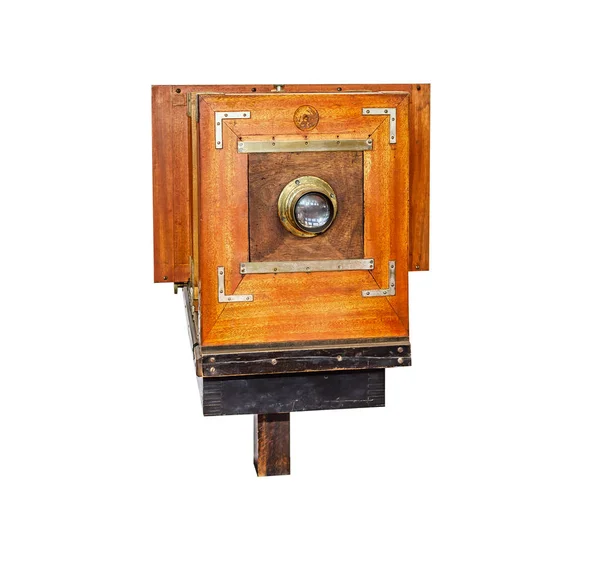 古いビンテージ木製写真カメラ、白で隔離. — ストック写真