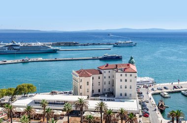 Split deniz limanından görünüm.
