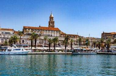 Resort Split şehir yaz aylarında çıkabilir.