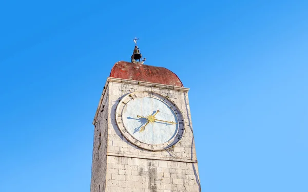 Old tower with a clock. — Stock Photo, Image