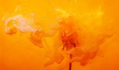 Sarı, sarı ve kırmızı arka plan whith sarı akrilik boyalar üzerinde içinde su yükseldi. Suluboya stil ve soyut bahar görüntü çiçek.