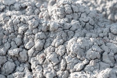 kuru arazi çatlaklar gri gri gri tonlama toprak zemin kurutulmuş çatlama arka plan peyzaj arazi engebeli yüzey