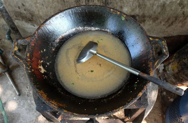 Fechar Uma Panela Suja Mergulhar Água Não Tinha Sido Lavado — Fotografia de Stock