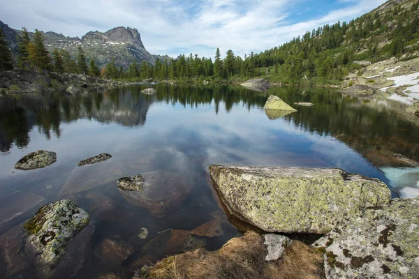 Mountain Very Clean Clear Lake Magnificent Summer Landscape Mountains Gorgeous — Stock Photo, Image