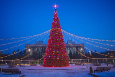 Çok güzel Noel ağacı ve çok güzel Noel arka plan