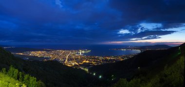 Gelendzhik - Markotkh dağ silsilesi Panoraması