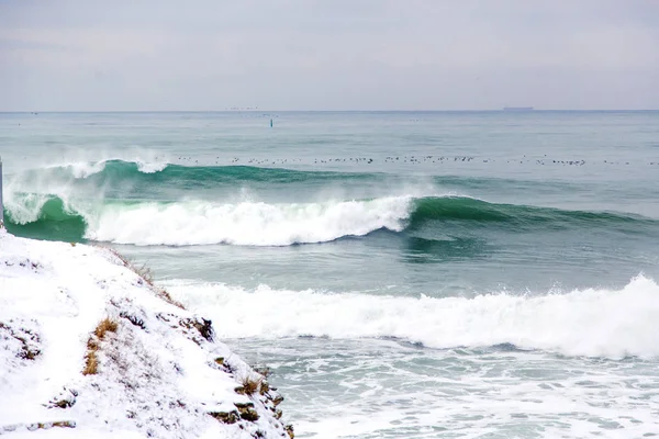Зимние Волны Геленджике — стоковое фото