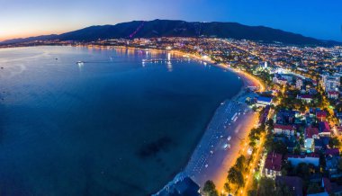 Gelendzhik setin bir kuş bakışı dan akşam alacakaranlık