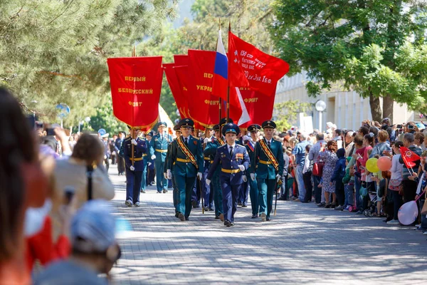 Gelendzhik Krasnodar Régió Oroszország Május 2018 Victory Parade Gelendzhik Oszlopok — Stock Fotó