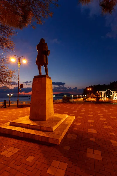 Monumento Lermontov Tramonto Sul Lungomare Nella Località Turistica Gelendzhik — Foto Stock