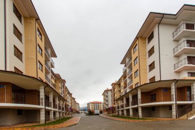 Birkaç binanın çok katlı kompleksi