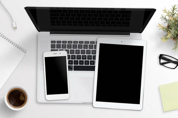 Smartphone Tablet Mockup Teclado Laptop Conceito Escrivaninha Vista Superior — Fotografia de Stock