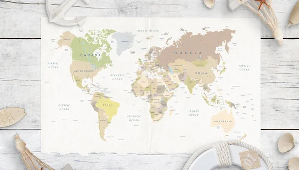 Mapa Světa Bílém Dřevěném Stole Cestovní Koncept Mapa Obklopená Mušlemi — Stock fotografie
