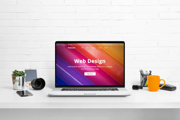 Web Design Studio Concept Web Site Laptop Display Office Desk — Stock Photo, Image